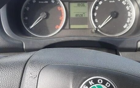 Skoda Fabia II, 2010 год, 360 000 рублей, 3 фотография