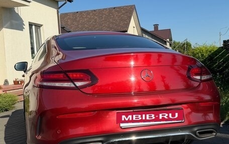 Mercedes-Benz C-Класс, 2018 год, 2 850 000 рублей, 4 фотография