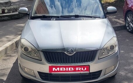 Skoda Fabia II, 2014 год, 950 000 рублей, 2 фотография
