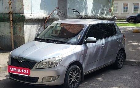 Skoda Fabia II, 2014 год, 950 000 рублей, 3 фотография