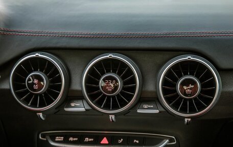 Audi TT, 2015 год, 3 198 000 рублей, 24 фотография