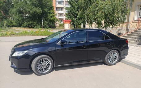 Toyota Camry, 2014 год, 1 700 000 рублей, 2 фотография