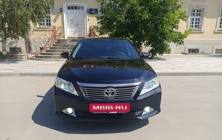 Toyota Camry, 2014 год, 1 700 000 рублей, 3 фотография