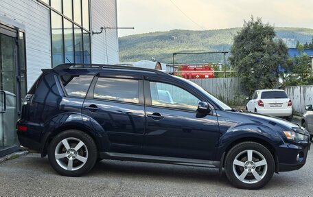 Mitsubishi Outlander III рестайлинг 3, 2011 год, 1 200 000 рублей, 7 фотография