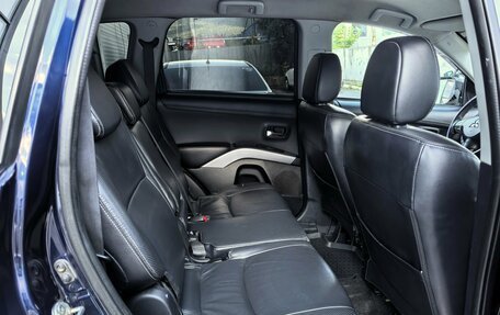 Mitsubishi Outlander III рестайлинг 3, 2011 год, 1 200 000 рублей, 15 фотография