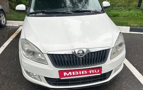 Skoda Fabia II, 2013 год, 350 000 рублей, 4 фотография