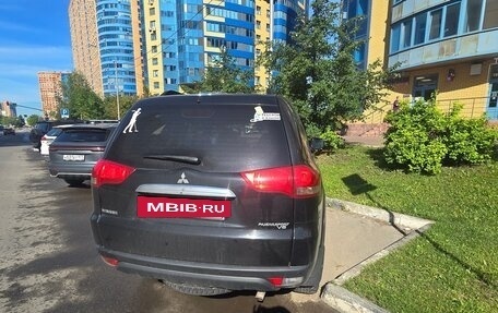 Mitsubishi Pajero Sport II рестайлинг, 2015 год, 2 150 000 рублей, 2 фотография