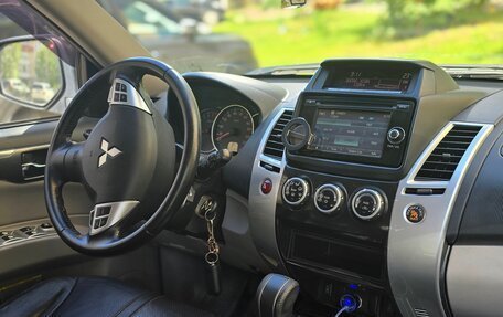 Mitsubishi Pajero Sport II рестайлинг, 2015 год, 2 150 000 рублей, 8 фотография