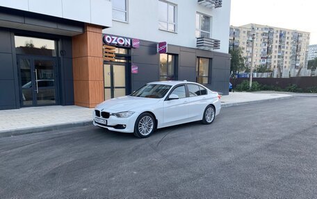 BMW 3 серия, 2014 год, 1 500 000 рублей, 1 фотография