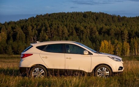 Hyundai ix35 I рестайлинг, 2014 год, 1 290 000 рублей, 2 фотография