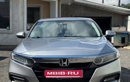 Honda Accord IX рестайлинг, 2018 год, 1 978 000 рублей, 2 фотография