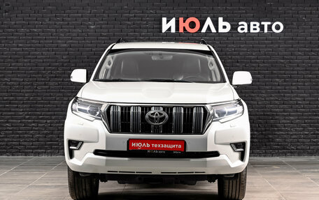 Toyota Land Cruiser Prado 150 рестайлинг 2, 2019 год, 5 700 000 рублей, 2 фотография