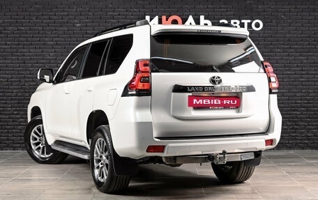 Toyota Land Cruiser Prado 150 рестайлинг 2, 2019 год, 5 700 000 рублей, 7 фотография
