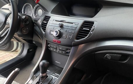 Honda Accord VIII рестайлинг, 2011 год, 1 600 000 рублей, 8 фотография