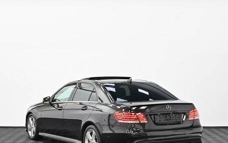 Mercedes-Benz E-Класс, 2015 год, 1 855 000 рублей, 4 фотография