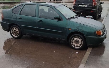 Volkswagen Polo III рестайлинг, 1997 год, 100 000 рублей, 2 фотография