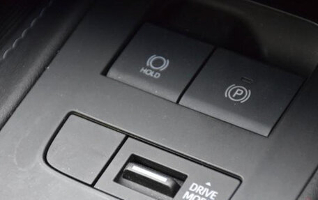 Toyota Harrier, 2022 год, 3 330 000 рублей, 16 фотография