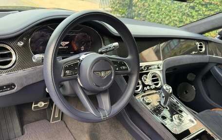 Bentley Continental GT III, 2022 год, 22 900 000 рублей, 24 фотография