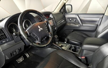 Mitsubishi Pajero IV, 2012 год, 1 597 000 рублей, 19 фотография