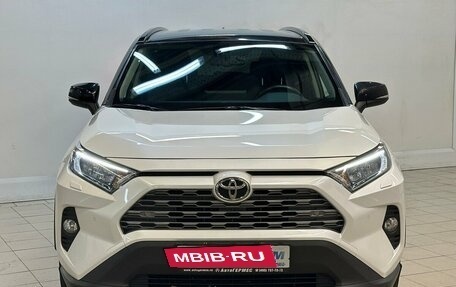 Toyota RAV4, 2020 год, 3 250 000 рублей, 2 фотография