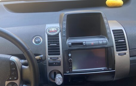 Toyota Prius, 2008 год, 800 000 рублей, 9 фотография