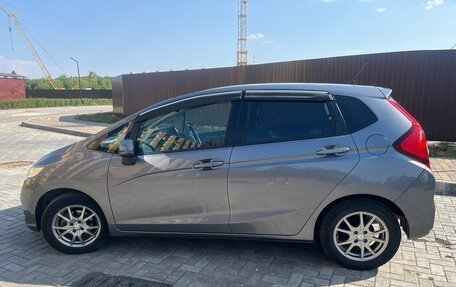 Honda Fit III, 2018 год, 1 300 000 рублей, 5 фотография