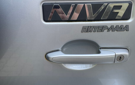 Chevrolet Niva I рестайлинг, 2012 год, 650 000 рублей, 15 фотография