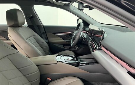BMW 5 серия, 2025 год, 8 190 000 рублей, 10 фотография