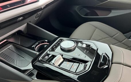 BMW 5 серия, 2025 год, 8 190 000 рублей, 14 фотография