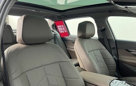 BMW 5 серия, 2025 год, 8 190 000 рублей, 11 фотография