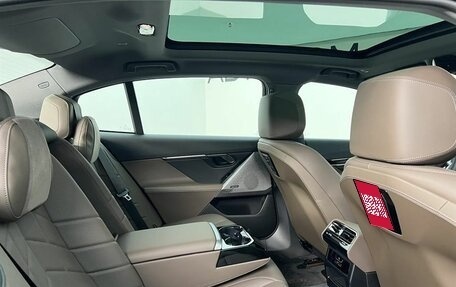 BMW 5 серия, 2025 год, 8 190 000 рублей, 12 фотография