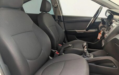 KIA Rio III рестайлинг, 2016 год, 879 000 рублей, 10 фотография