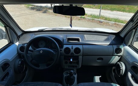 Renault Kangoo II рестайлинг, 2004 год, 490 000 рублей, 14 фотография