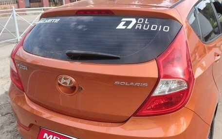 Hyundai Solaris II рестайлинг, 2015 год, 850 000 рублей, 4 фотография