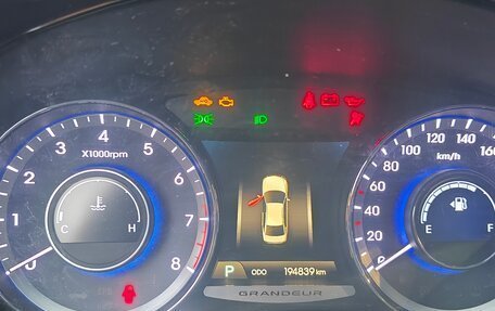 Hyundai Grandeur, 2012 год, 1 150 000 рублей, 8 фотография