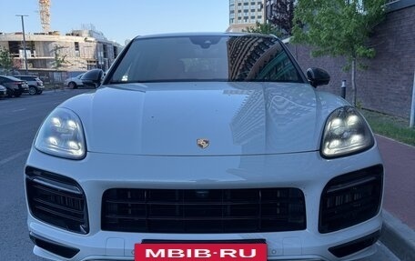 Porsche Cayenne III, 2022 год, 14 300 000 рублей, 3 фотография