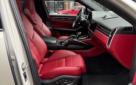 Porsche Cayenne III, 2022 год, 14 300 000 рублей, 20 фотография