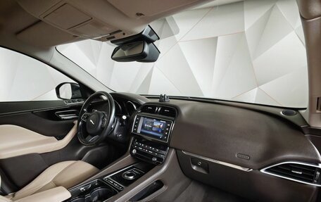 Jaguar F-Pace, 2017 год, 2 199 000 рублей, 9 фотография
