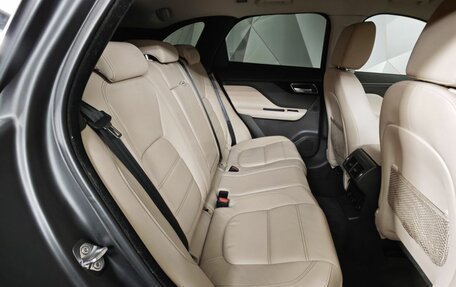 Jaguar F-Pace, 2017 год, 2 199 000 рублей, 20 фотография