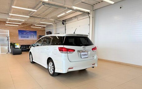 Toyota Wish II, 2011 год, 1 399 000 рублей, 4 фотография
