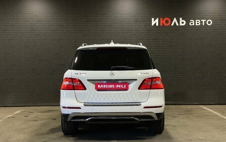 Mercedes-Benz M-Класс, 2015 год, 2 830 000 рублей, 6 фотография