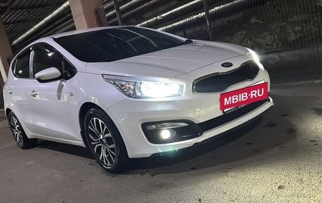 KIA cee'd III, 2017 год, 1 350 000 рублей, 2 фотография