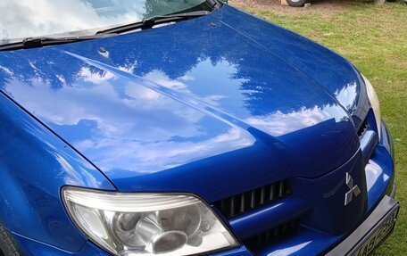 Mitsubishi Outlander III рестайлинг 3, 2007 год, 600 000 рублей, 4 фотография