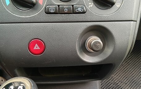 Mitsubishi Outlander III рестайлинг 3, 2007 год, 600 000 рублей, 18 фотография