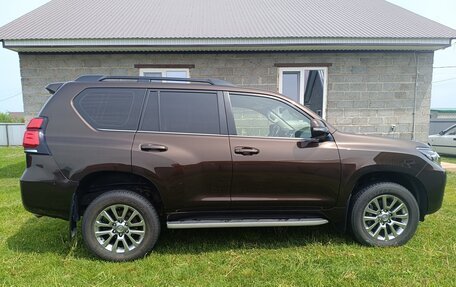 Toyota Land Cruiser Prado 150 рестайлинг 2, 2019 год, 5 450 000 рублей, 6 фотография
