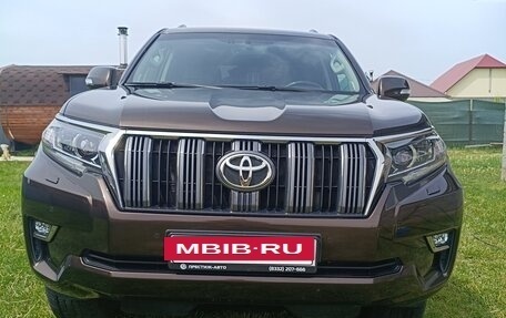 Toyota Land Cruiser Prado 150 рестайлинг 2, 2019 год, 5 450 000 рублей, 2 фотография