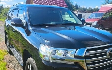 Toyota Land Cruiser 200, 2016 год, 7 000 000 рублей, 6 фотография