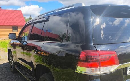 Toyota Land Cruiser 200, 2016 год, 7 000 000 рублей, 7 фотография