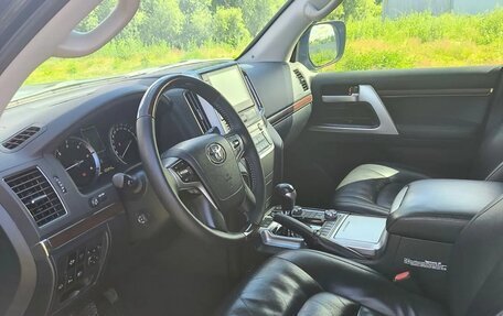 Toyota Land Cruiser 200, 2016 год, 7 000 000 рублей, 10 фотография