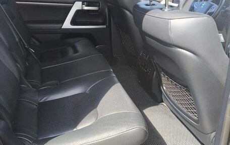 Toyota Land Cruiser 200, 2016 год, 7 000 000 рублей, 18 фотография